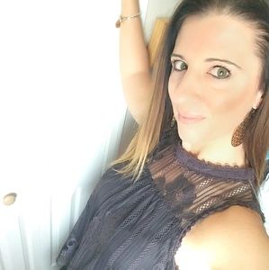 Meet your Posher, Renee